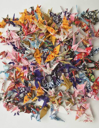 Origamipolly — Lot de 100 grues origami en papier washi pliées à la main (3,8 cm, motifs japonais assortis)