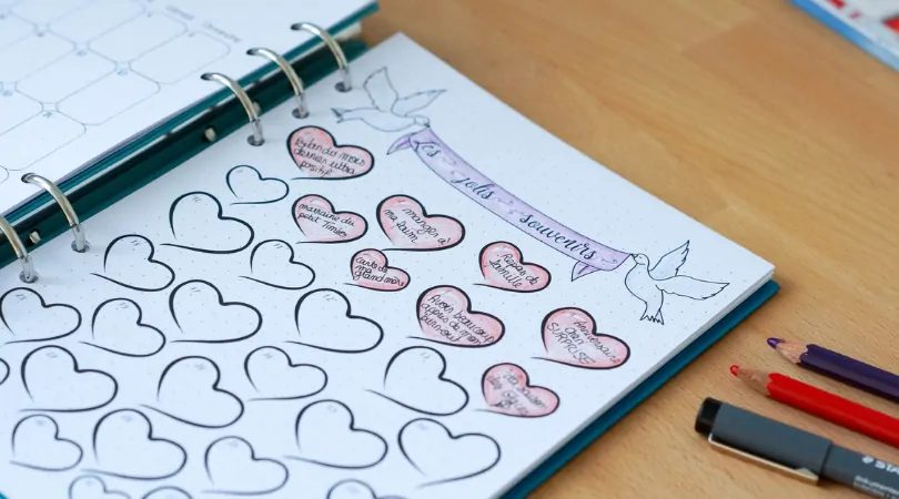 Page de gratitude illustrée avec des coeurs a colorier chaque jour